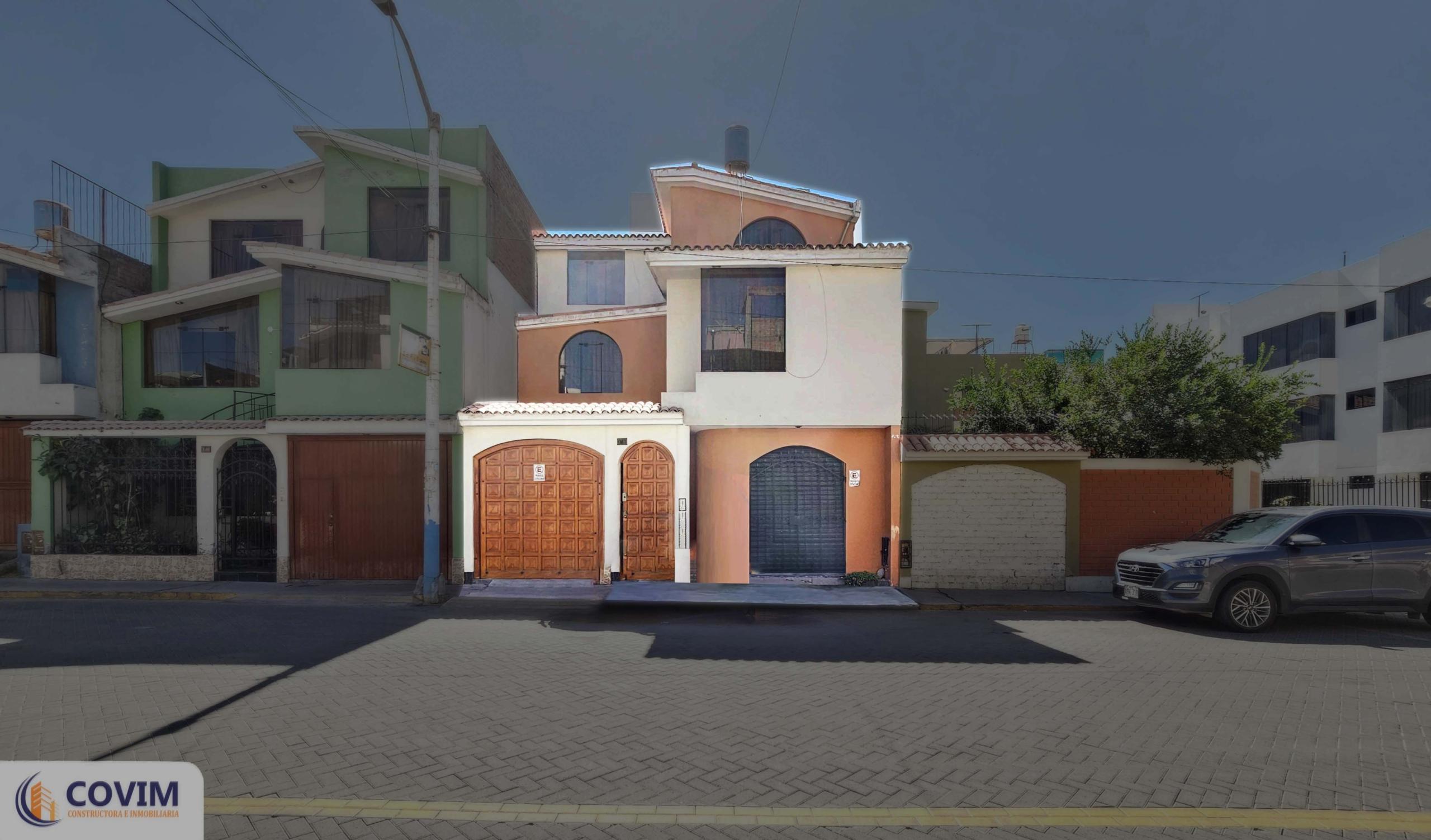 EN_VENTA_CASA_CON_LOCAL_COMERCIAL_CERCA_DE_PROMART_Y_CITY_CENTER_13c